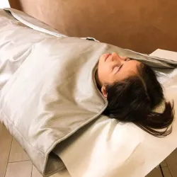 Thermotherapy with thermal blanket and paraffin (1 hour)