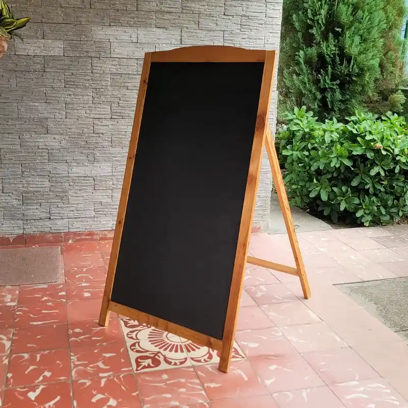 Pizarras personalizadas tamaño 1.50 m × 85 cm