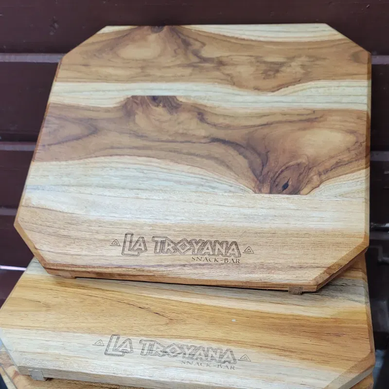 Tablas para pizza personalizadas cuadrada