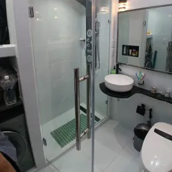 Puerta abatible