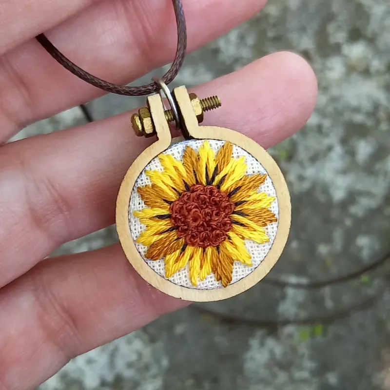 Girasoles #2 "𝙴𝚍𝚒𝚌𝚒𝚘𝚗 𝚎𝚜𝚙𝚎𝚌𝚒𝚊𝚕" 🏠 disponible en Guantánamo