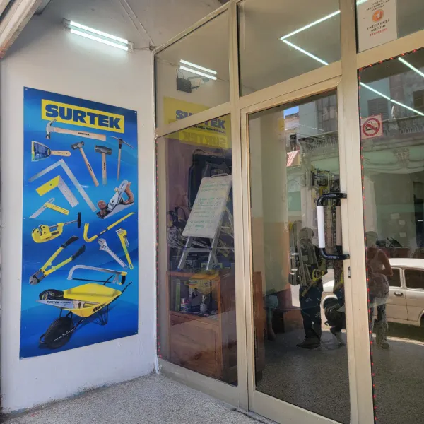 Tienda especializada en productos y herramientas de ferreteria de la marca Surtek y otras. Ademas de ofertas de mercado, aseo y material de oficina.