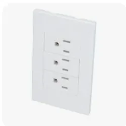 Tomacorriente triple blanco (P628B)