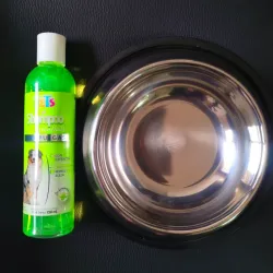 Combo Shampoo antipulgas+Comedero de 16 onz