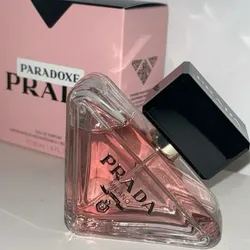 Prada Paradoxe