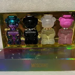Set Moschino