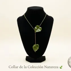 Collar de Hoja Doble