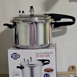 Olla de presión marca EKO