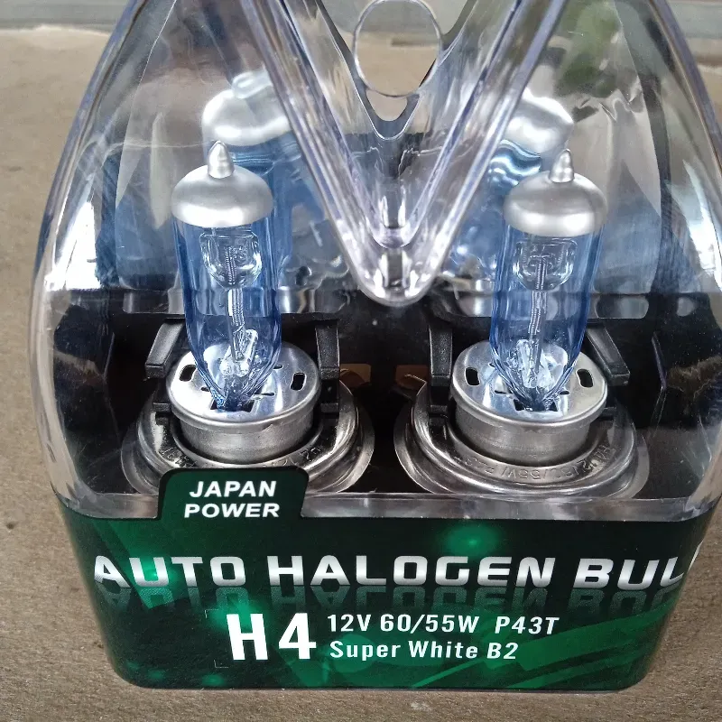 Bombillo halógeno H4