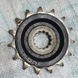 Piñón de salida de 15 dientes de GN/ GZ 250
