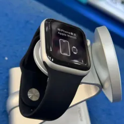 Apple Watch SE 2 de 44mm (83% Batería) 