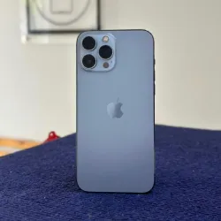 IPhone 13 Pro Max de 128 GB (Libre de Fábrica, 77% Batería) Cámara trasera reemplazada