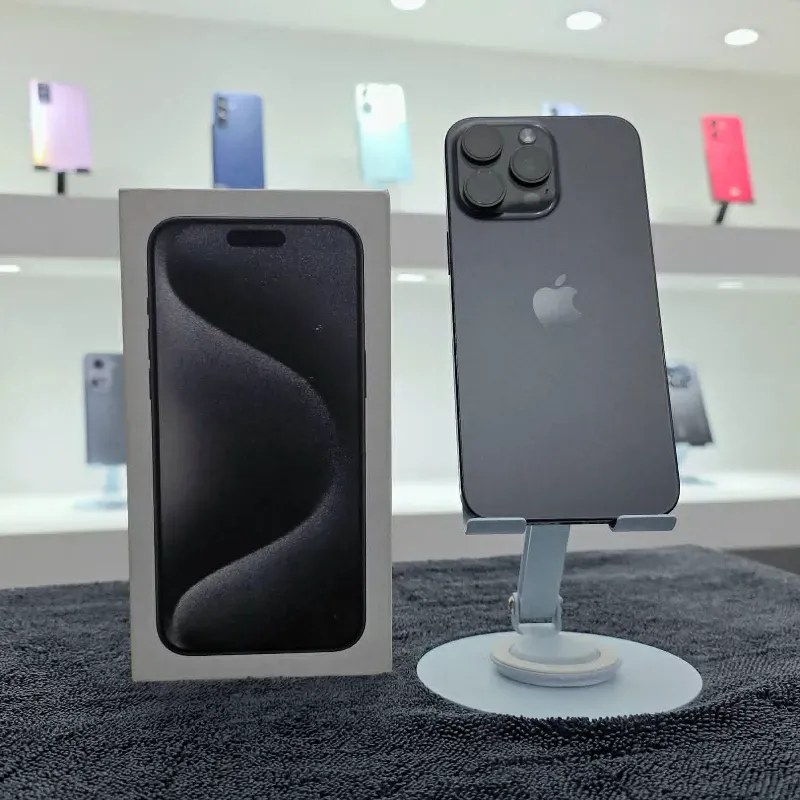 IPhone 15 Pro Max de 256 GB (Libre de Fábrica, 89% Batería).