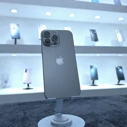 IPhone 16 Pro Max de 256 GB (Libre de Fábrica, 100% Batería) Color Gis y Dorado 