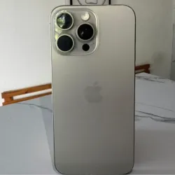 IPhone 16 Pro Max de 256 GB (Libre de Fábrica, 91% Batería)