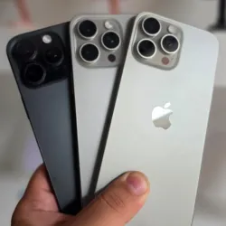 IPhone 16 Pro Max de 256 GB (Libre de Fábrica, 93% Batería)