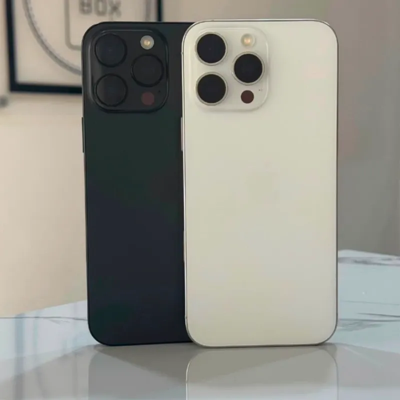 IPhone 16 Pro Max de 256 GB (Libre de Fábrica, 94% Batería)