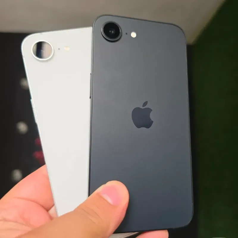 IPhone 16e de 128 GB (Libre de Fábrica, 93% Batería)