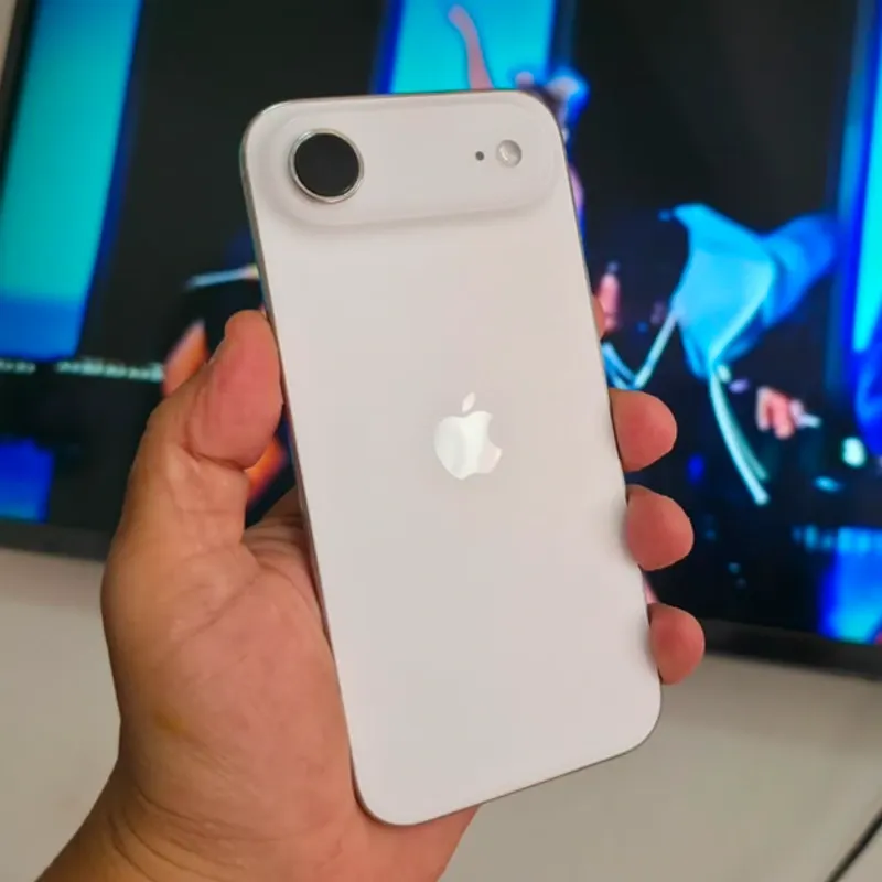 IPhone 17 Air de 256 GB (Versión ESIM, 100% Batería)