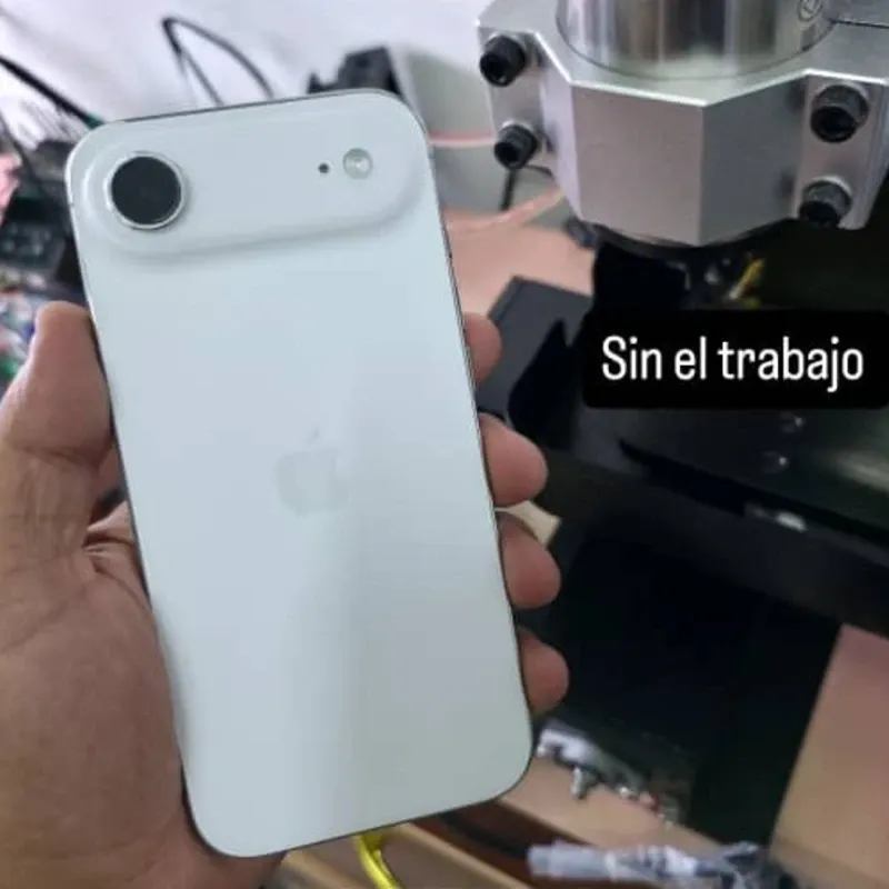 IPhone 17 Air de 256 GB (Versión ESIM, 100% Batería)