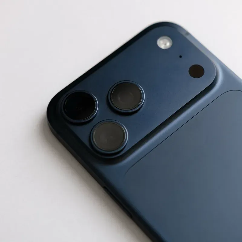 IPhone 17 Pro de 256 GB (Libre de Fábrica, 100% Batería) 48 Ciclos de carga.