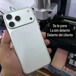 IPhone 17 Pro Max de 256 GB (Libre por RSIM, 100% Batería) 73 ciclos de carga. Se entrega con el trabajo hecho y la sim