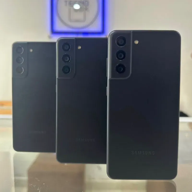 Samsung S21 FE 5G de 6 GB RAM con 128 GB