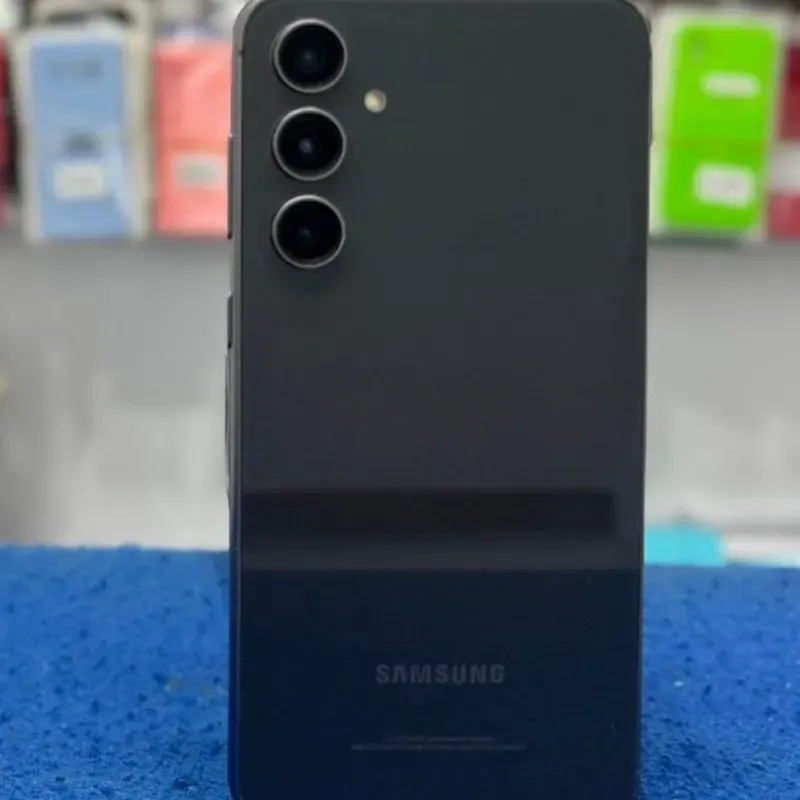 Samsung S23 FE (Dual-Sim) de 8 GB RAM con 128 GB