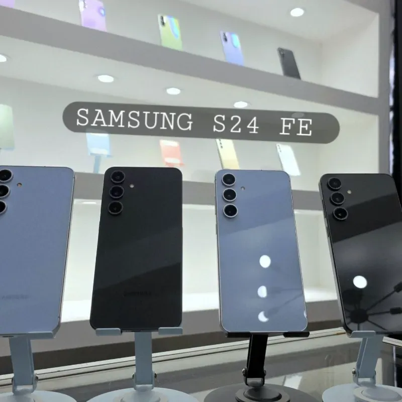 Samsung S24 FE (Dual-Sim) de 8 GB RAM con 256 GB 