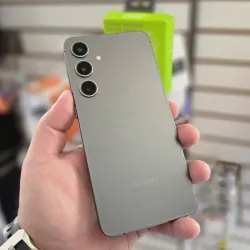 Samsung S24 Plus de 12 GB RAM con 256 GB.