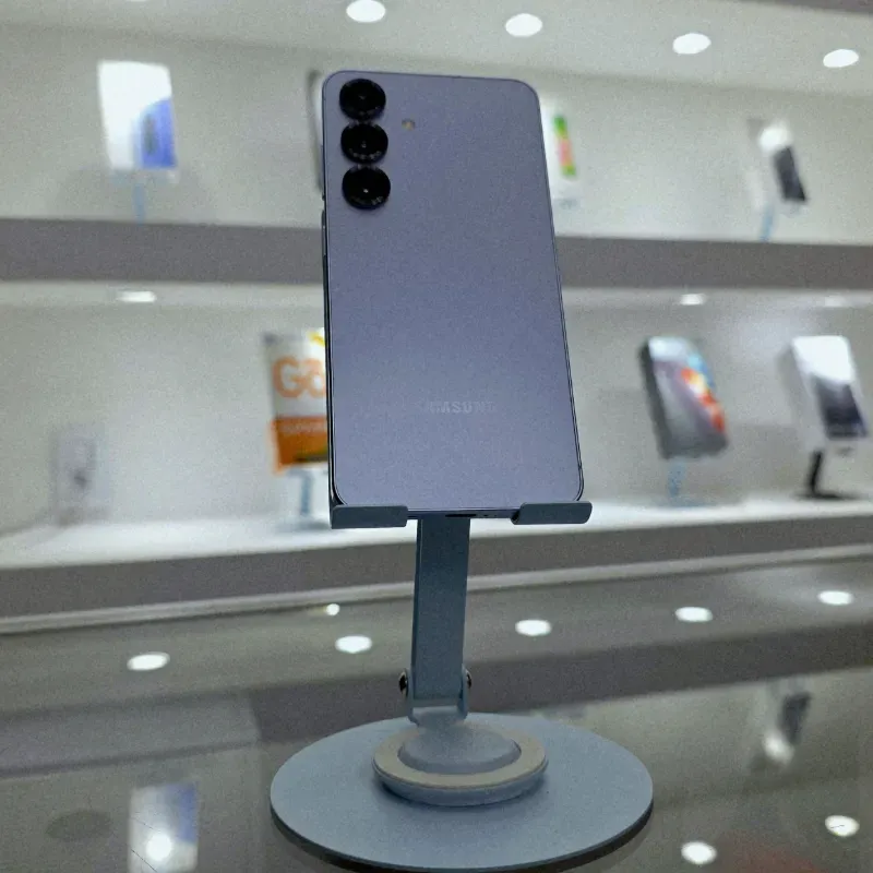 Samsung S25 de 12 GB RAM con 256 GB