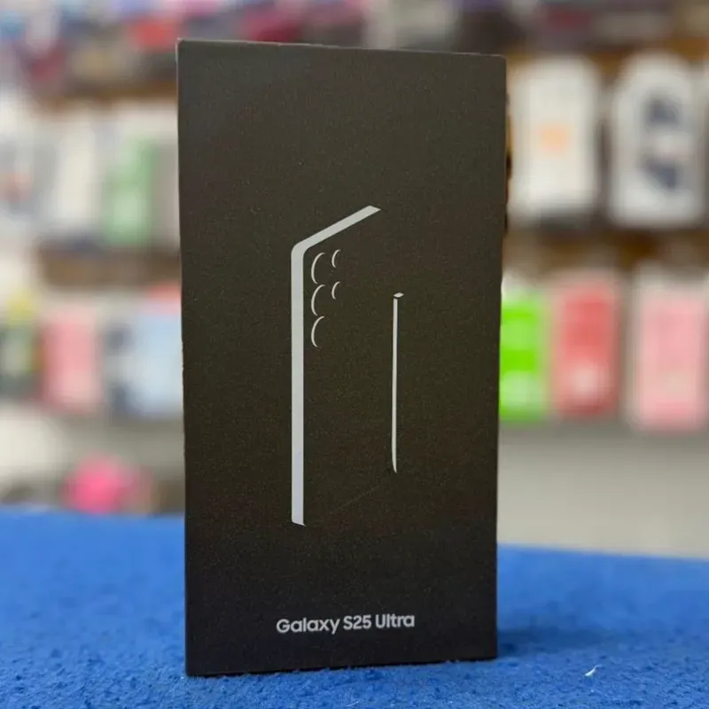 Samsung S25 Ultra de 12 GB RAM con 256 GB. Nuevo en caja