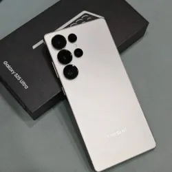 Samsung S25 Ultra (Dual-Sim) de 12 GB RAM con 512 GB. Nuevo en caja