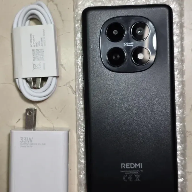 Xiaomi Redmi Note 15 (Dual-Sim) de 8 GB RAM con 256 GB. Nuevo, sin caja (5 ciclos de carga)