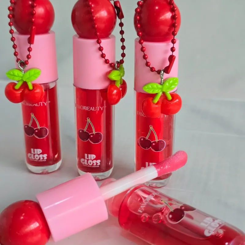 Brillo de labios cereza