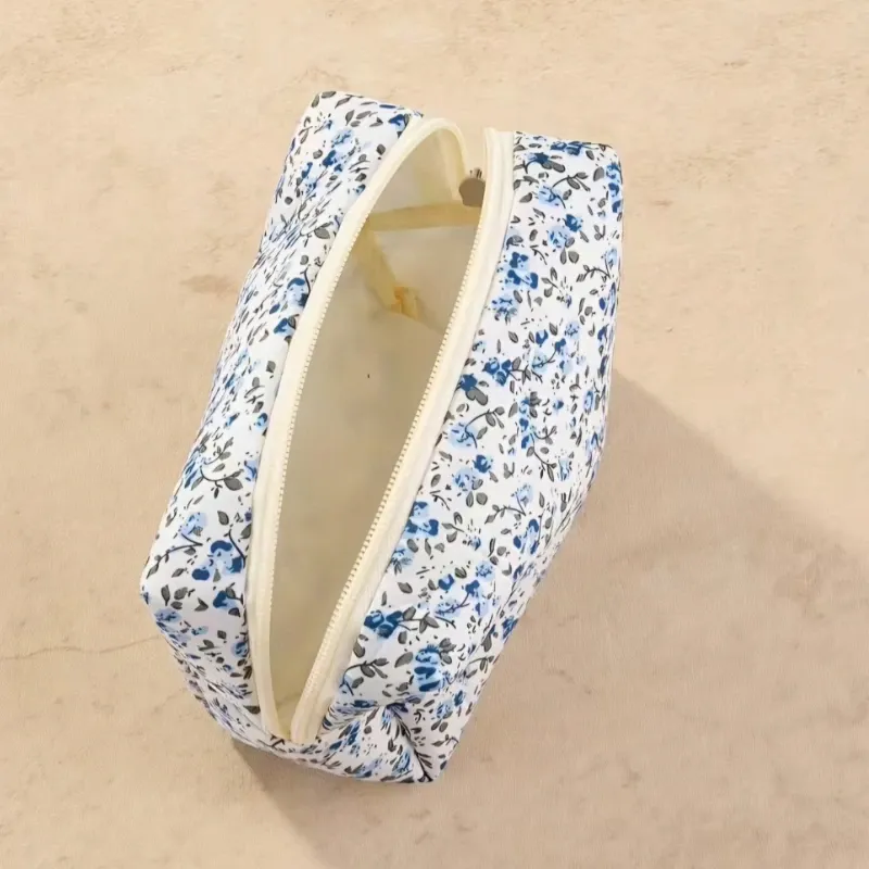 Cosmetiqueras Acolchadas con Estampado Floral Vintage