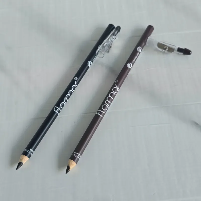 Lápiz de ojo y cejas