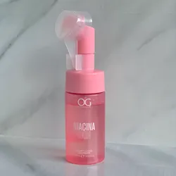 Limpiador espumoso de Niacinamida