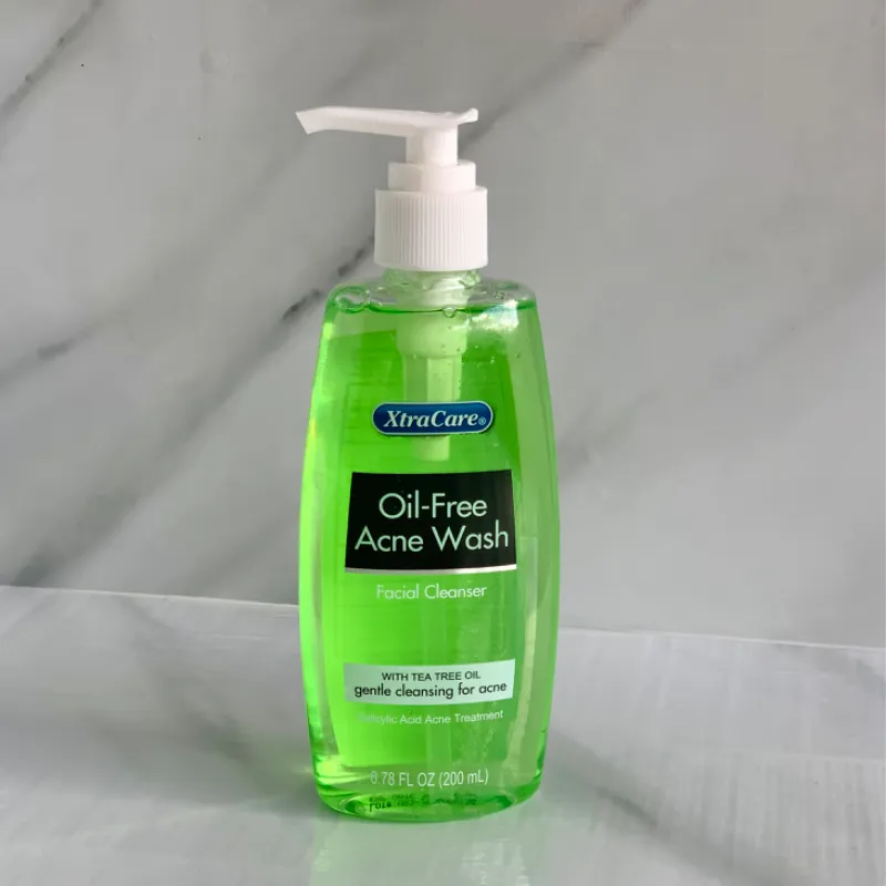 Limpiador facial para el tratamiento del acné