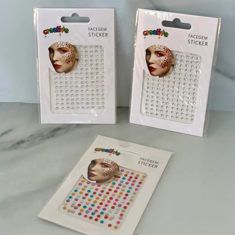 Pegatinas de perlas para el rostro y cabello