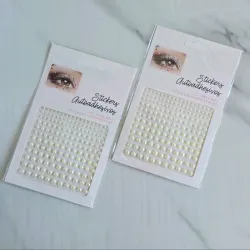 Perlas adhesivas para el rostro y el cabello