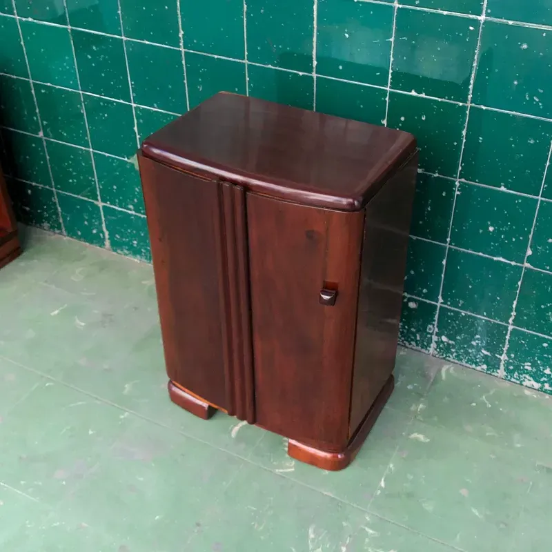 Mesita de noche sola 1