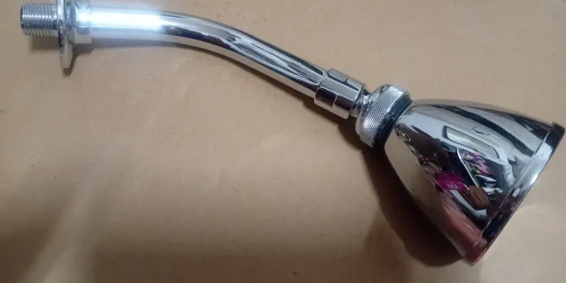 Brazo de ducha con regadera HEVEX