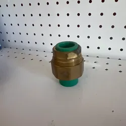 Unión universal reforzada de bronce TF