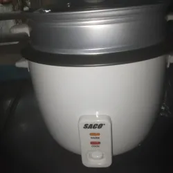 Olla arrocera con vaporera 