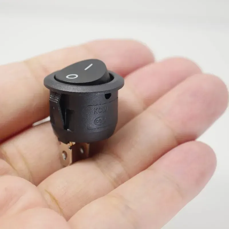 🔘 Interruptor Basculante Redondo con LED – 2 Pines ON/OFF