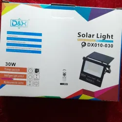 Luz solar 30 W