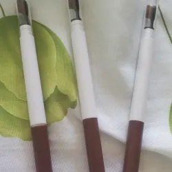 Lápiz retráctil para cejas