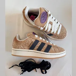 Adidas campus