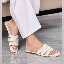 Sandalia